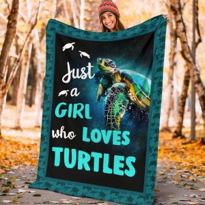 Just A Girl Who Loves Turtles Blanket